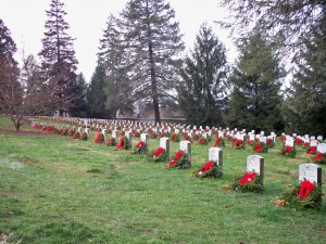 National-Cemetery-with-Wreaths-2010-001-300x225